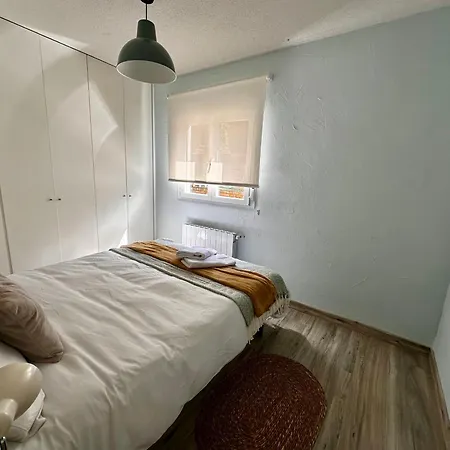 Auriga Apartamento *